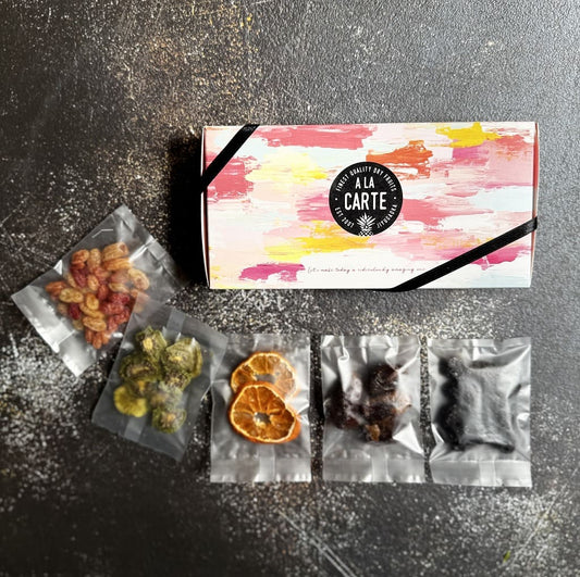 ホワイトデー セレクションBOX（5種詰合せ）砂糖不使用・無添加ドライフルーツギフト デーツ ジュエリーレーズン 大粒レーズン 兵庫産キウイ 広島産みかん